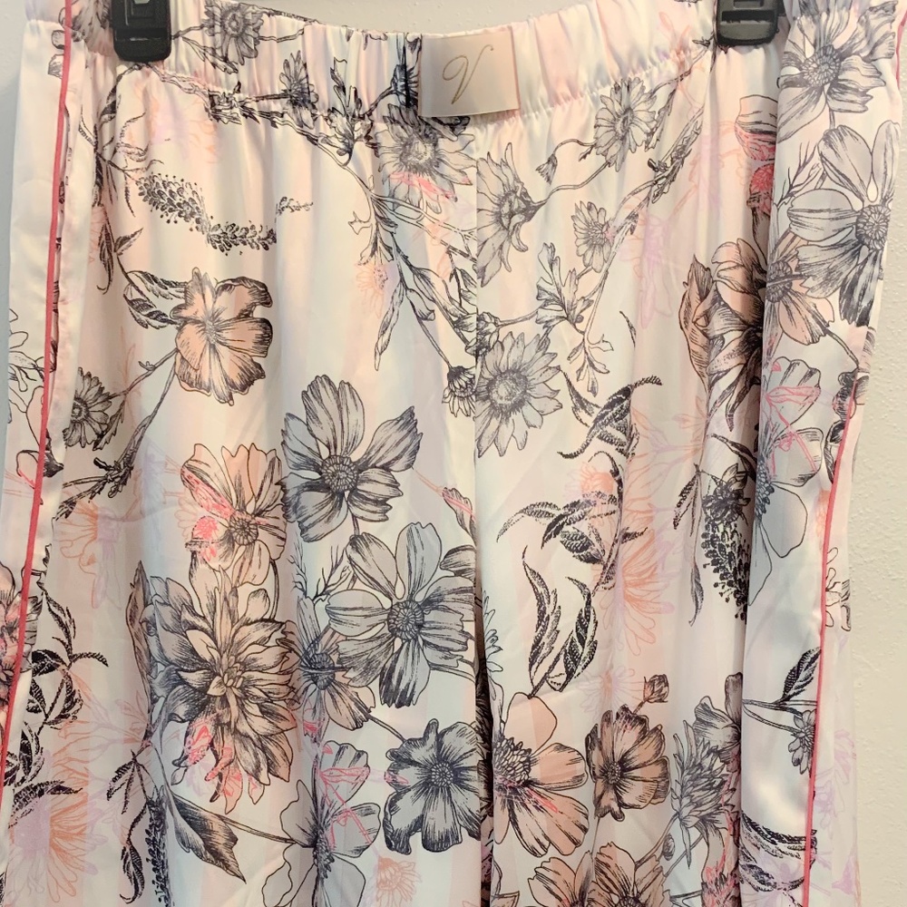 NWT Victoria's Secret Satin Lounge/Sleep Pant - Picture 6 of 9